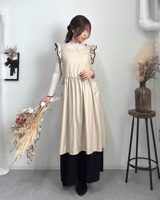 フリルエプロンドレス beige