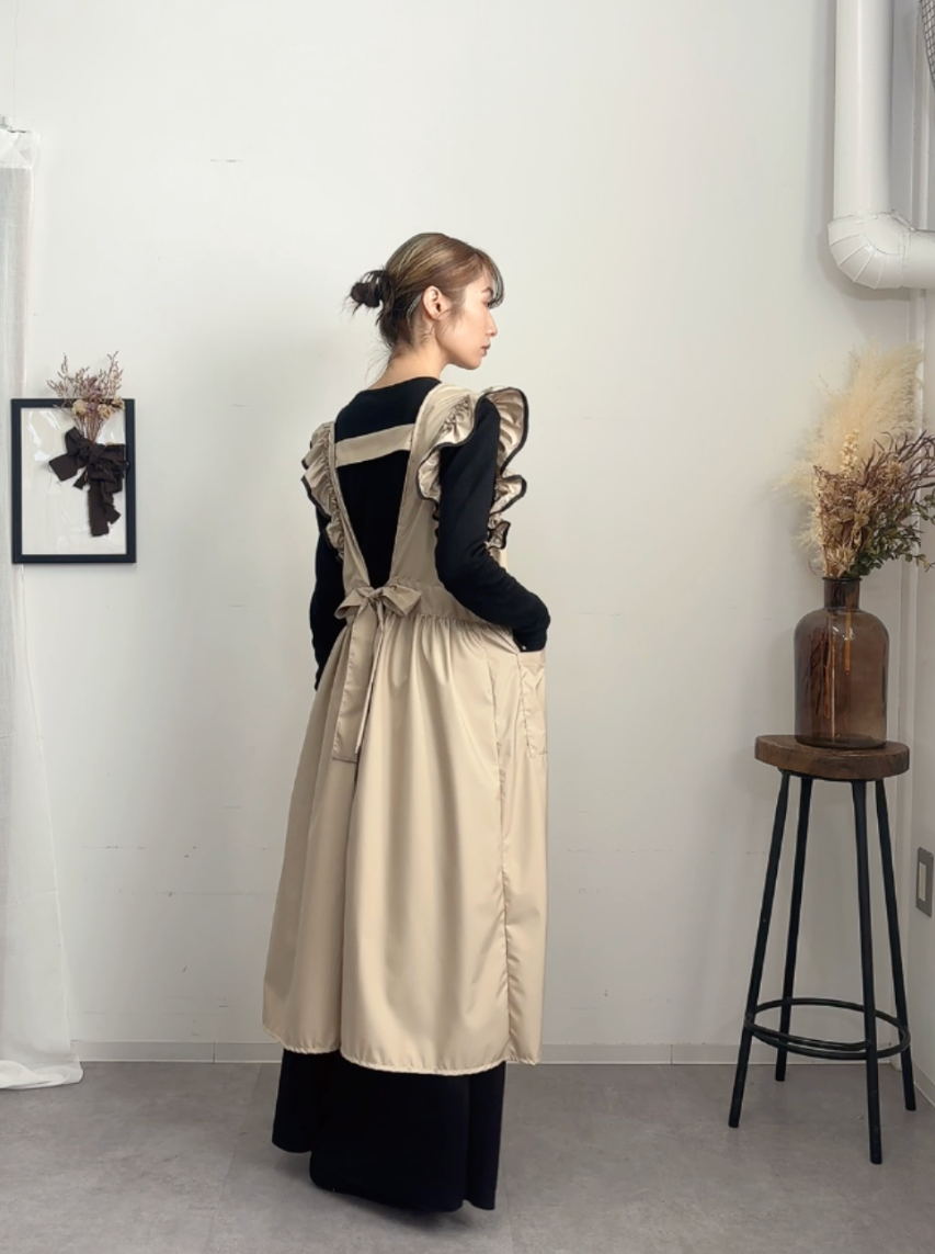 フリルエプロンドレス beige