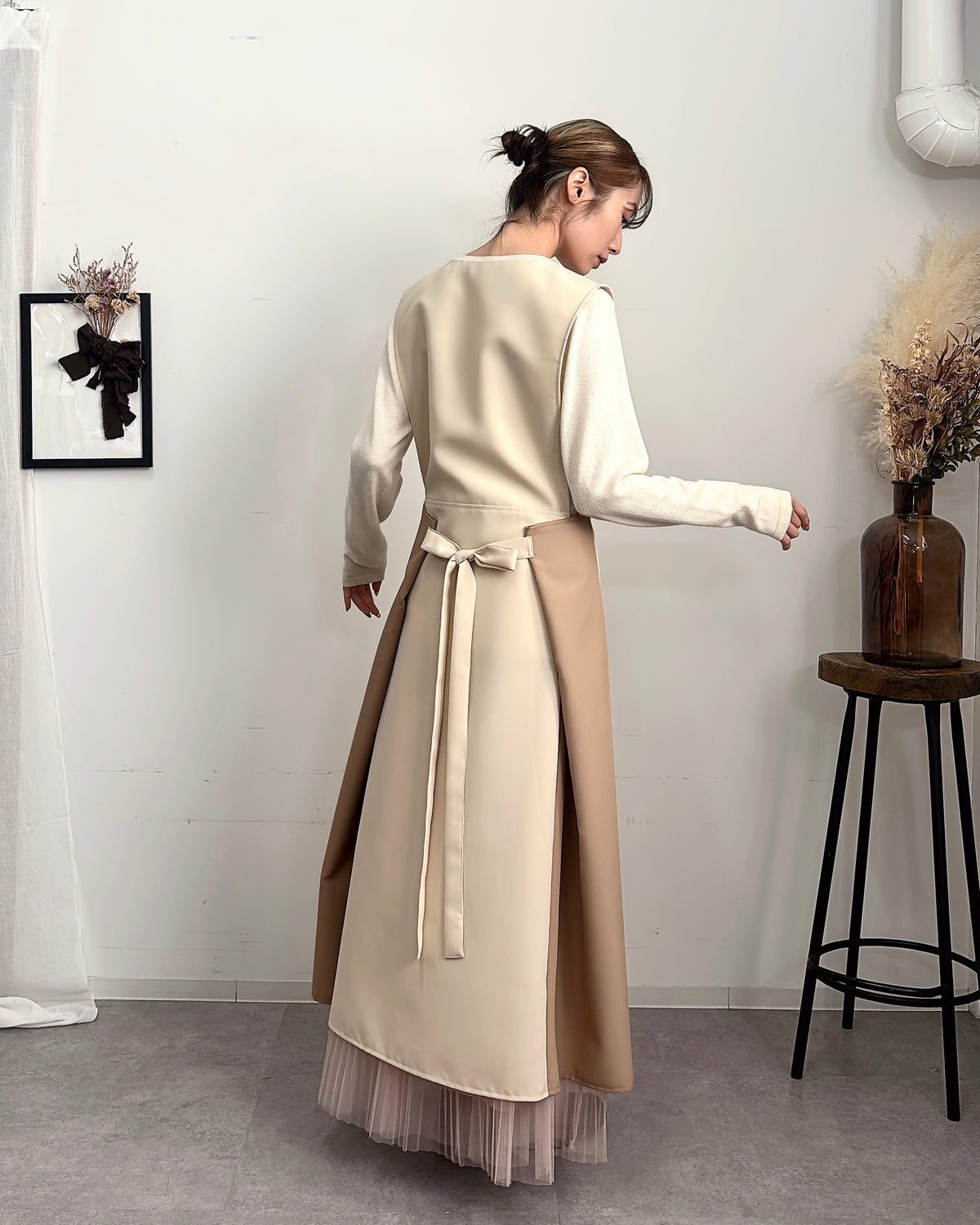 オーラエプロンドレス vanilla beige