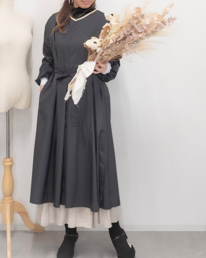 ロングスリーブエプロンドレス black