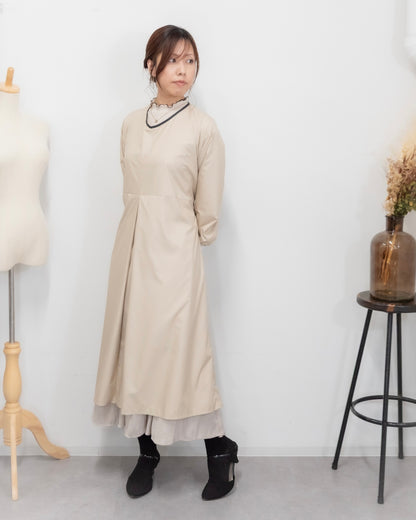 ロングスリーブエプロンドレス beige