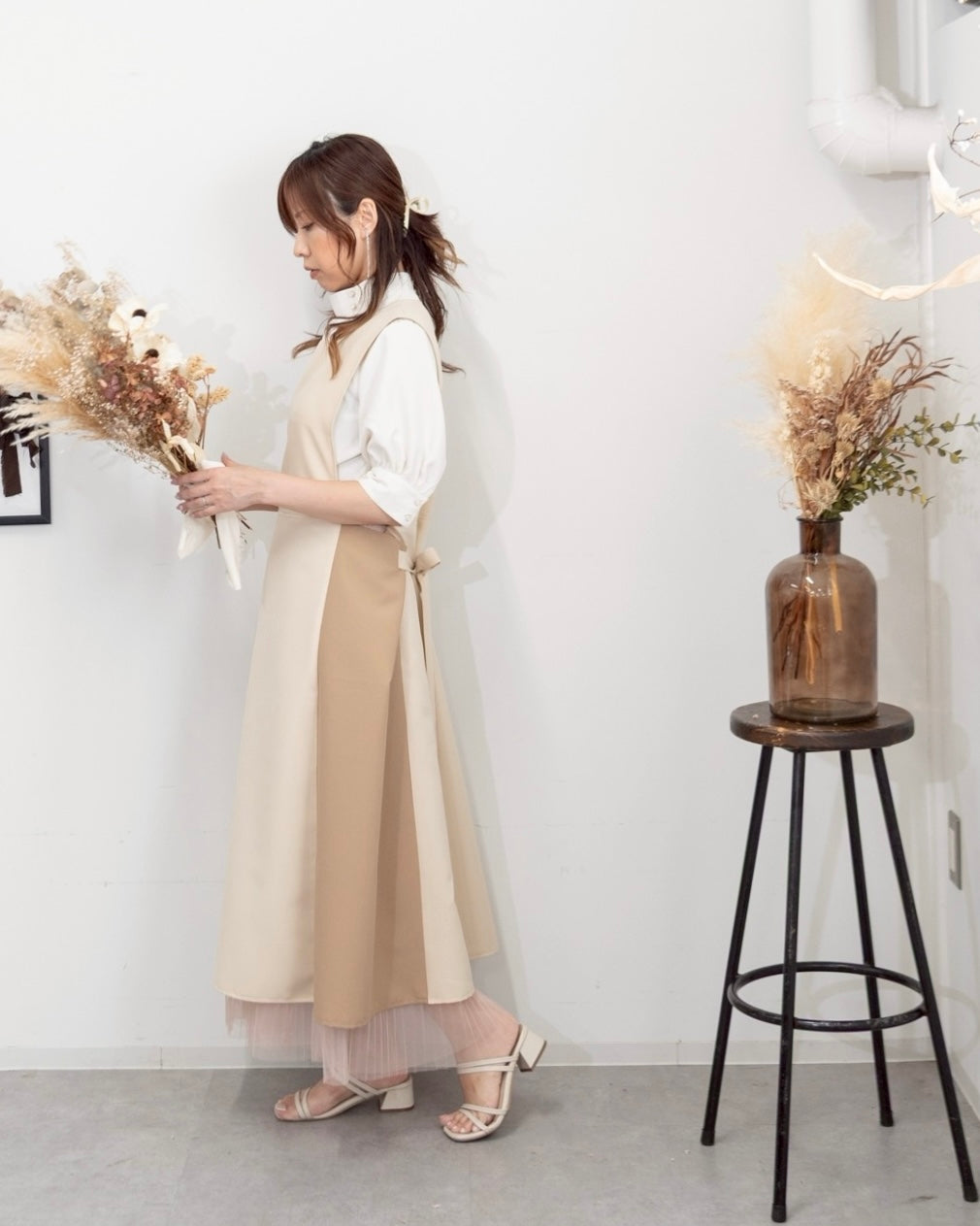 オーラエプロンドレス vanilla beige