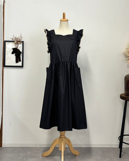 フリルエプロンドレス black