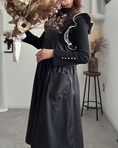 フリルエプロンドレス black