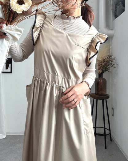 フリルエプロンドレス beige