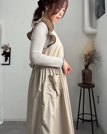 フリルエプロンドレス beige