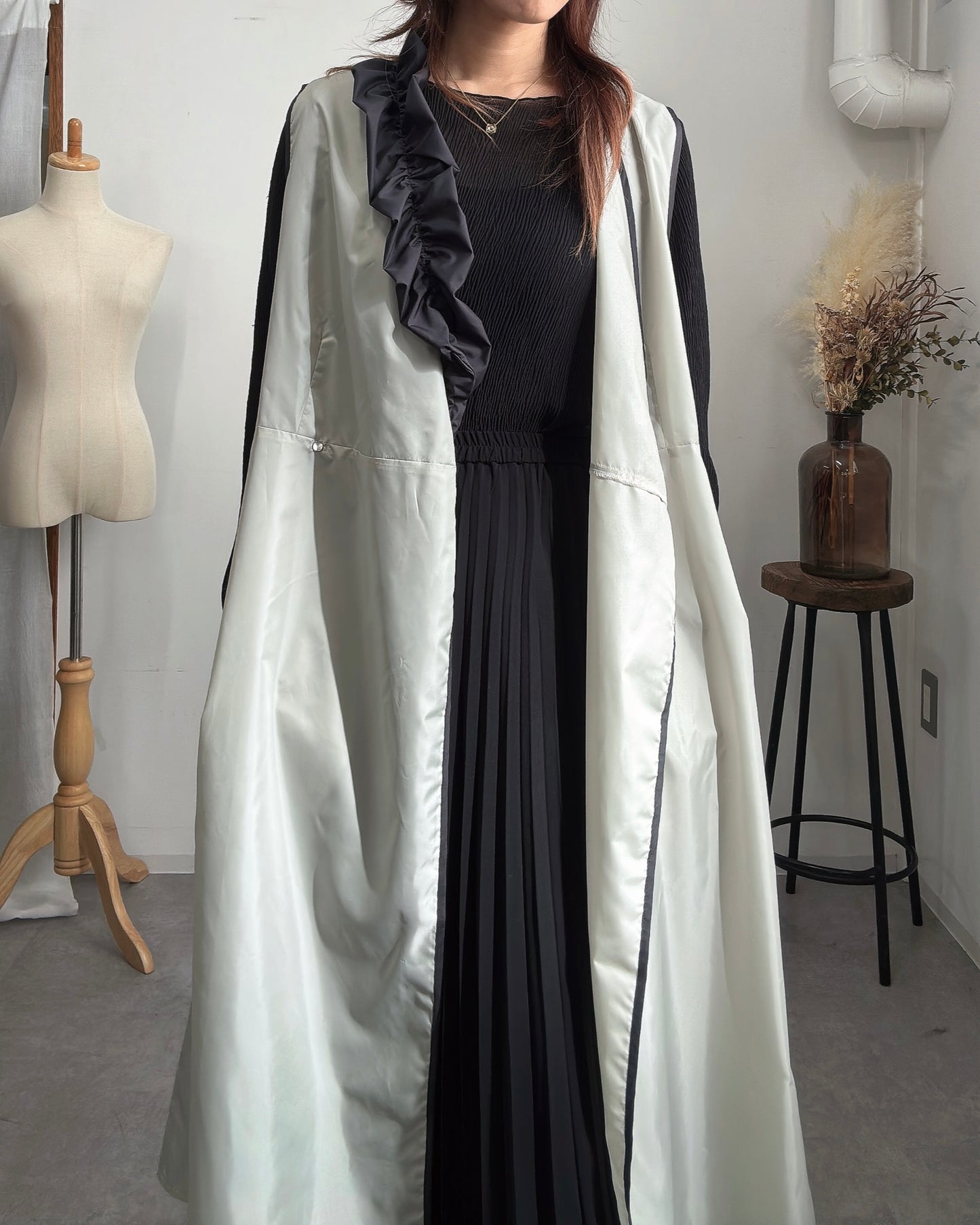 アシメフリルエプロンドレス light gray