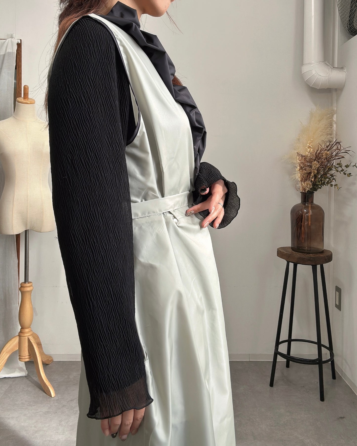 アシメフリルエプロンドレス light gray